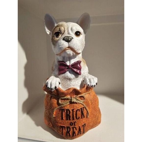 Halloween Orange Trick or Treat bag Frenchie/French Bow Tie Bulldog Statue 13.5" - Picture 1 of 4
